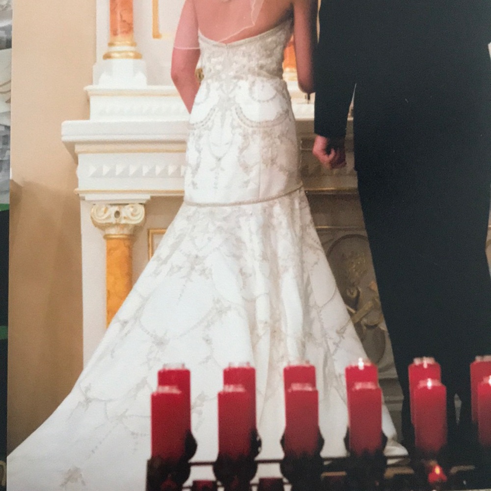 Lazaro Wedding Gown - Picture 8 of 12